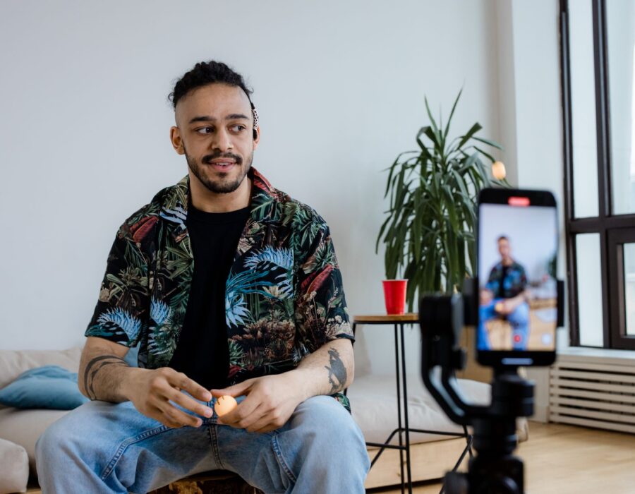 Influencer Pazarlaması Nasıl Yapılır? Adım Adım Rehber